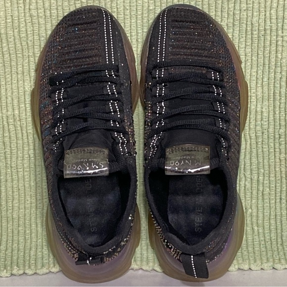 Steve Madden Girls Black Maxima R-Rhinestone Detail Chunky Sneakers Shoes SZ 3 - Picture 4 of 13